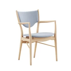 House of Finn Juhl 46 Armchair, valnød af Finn Juhl><noscript><img width=