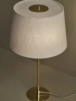 GUBI 9205 Bordlampe fra><noscript><img width=