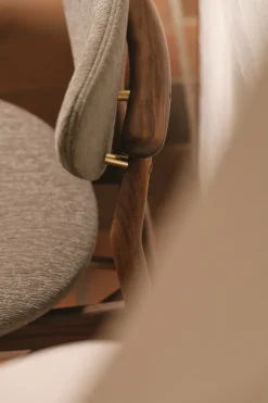 House of Finn Juhl 108 Chair, valnød af Finn Juhl><noscript><img width=