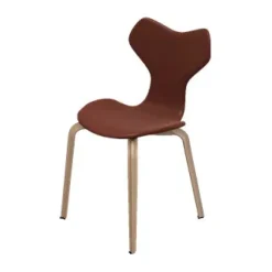 Fritz Hansen 4130 Grand Prix med træben af Arne Jacobsen><noscript><img width=