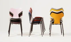 Fritz Hansen 3130 Grand Prix stol lakeret af Arne Jacobsen><noscript><img width=