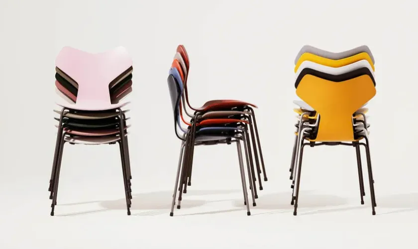 Fritz Hansen 3130 Grand Prix stol lakeret af Arne Jacobsen> Spisebordsstole