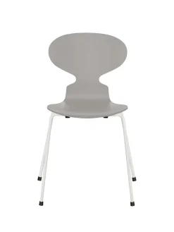 Fritz Hansen 3101 Myren Stol lakeret af Arne Jacobsen><noscript><img width=