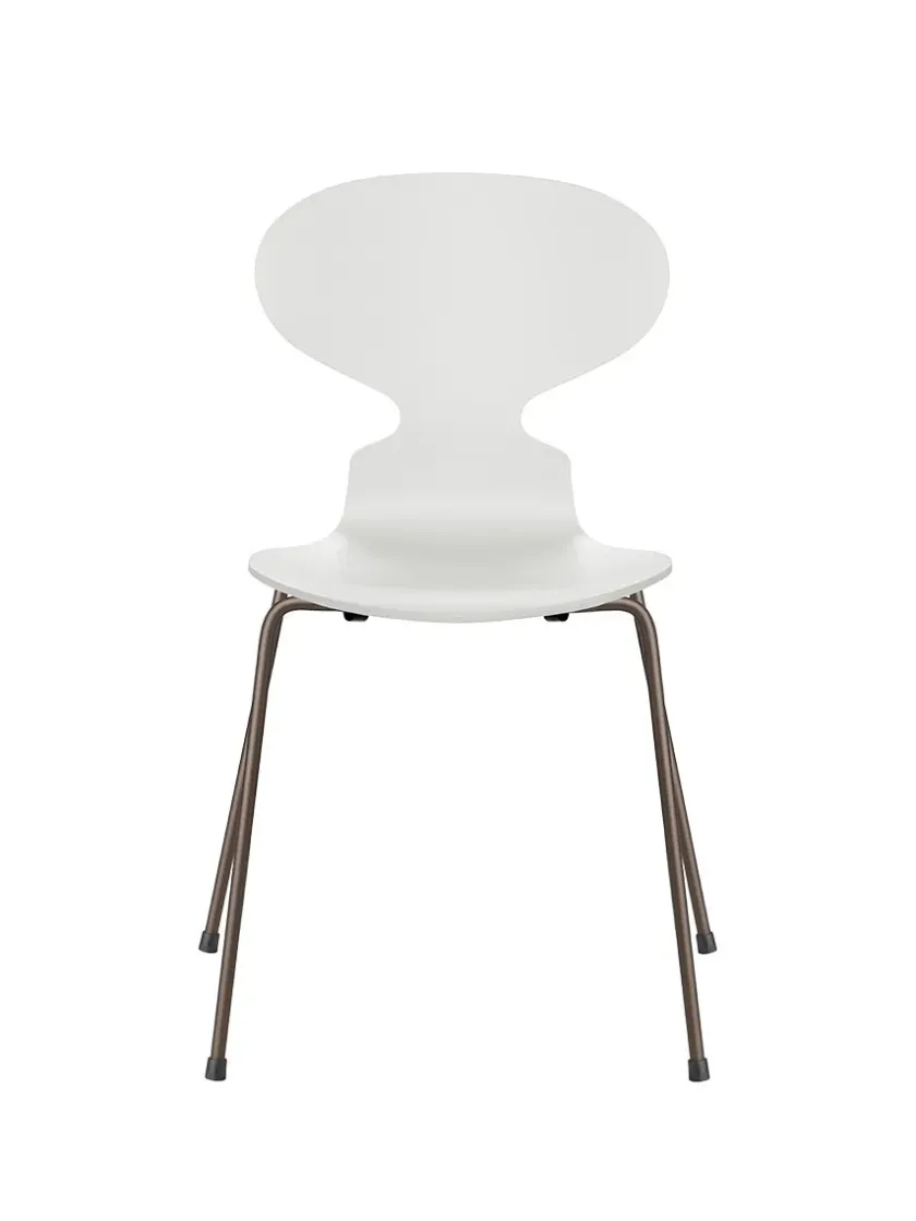 Fritz Hansen 3101 Myren Stol lakeret af Arne Jacobsen> Spisebordsstole