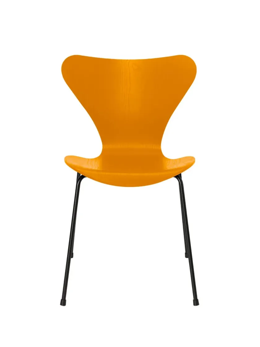 Fritz Hansen 3107 Serie 7 stol i farvet ask af Arne Jacobsen> Spisebordsstole