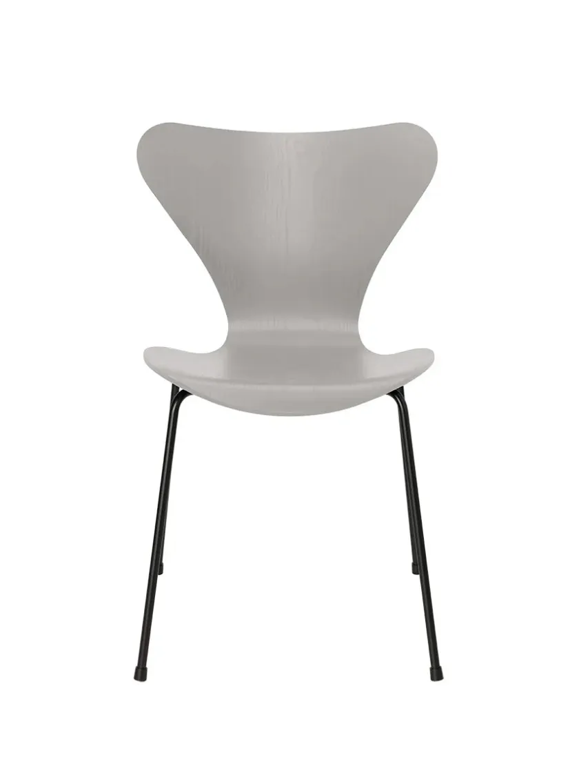 Fritz Hansen 3107 Serie 7 stol i farvet ask af Arne Jacobsen> Spisebordsstole
