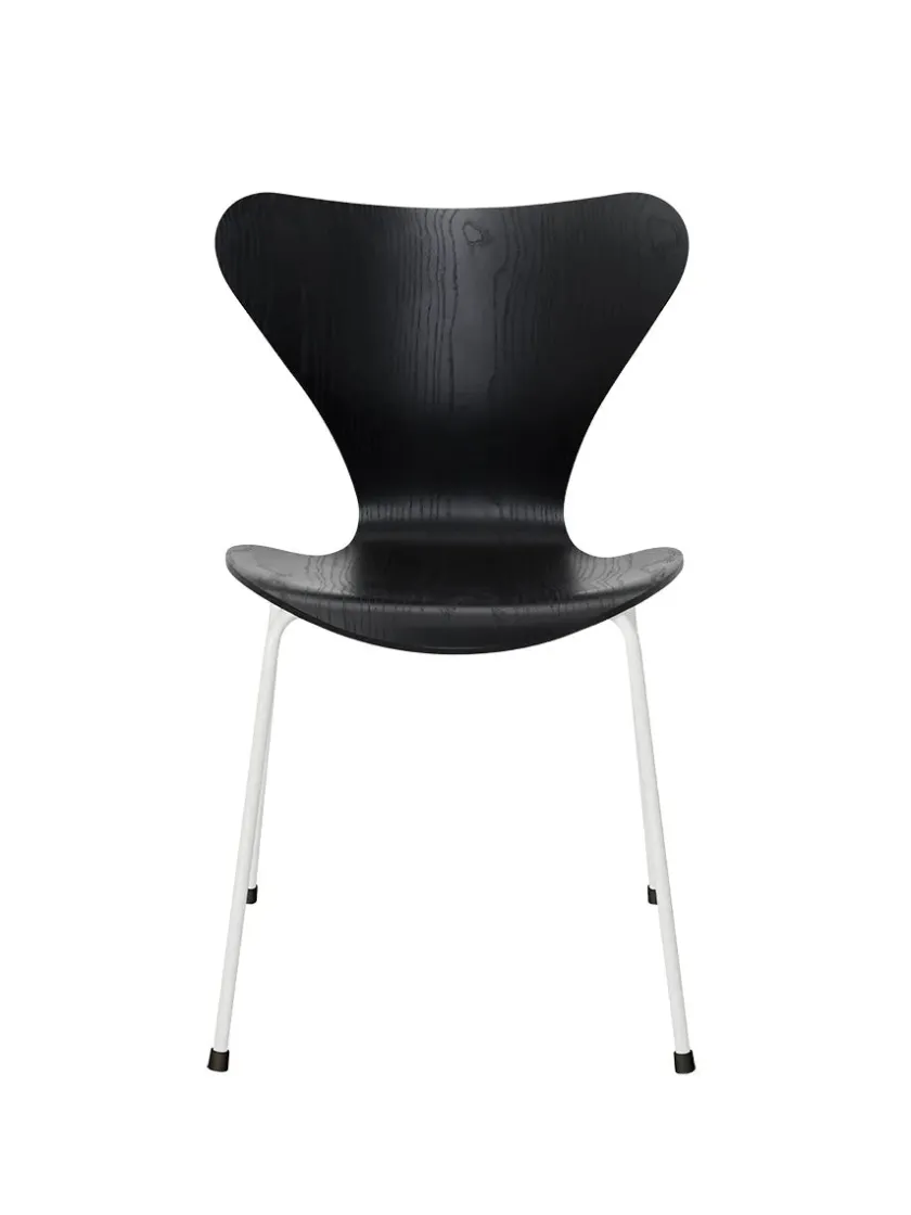 Fritz Hansen 3107 Serie 7 stol i farvet ask af Arne Jacobsen> Spisebordsstole