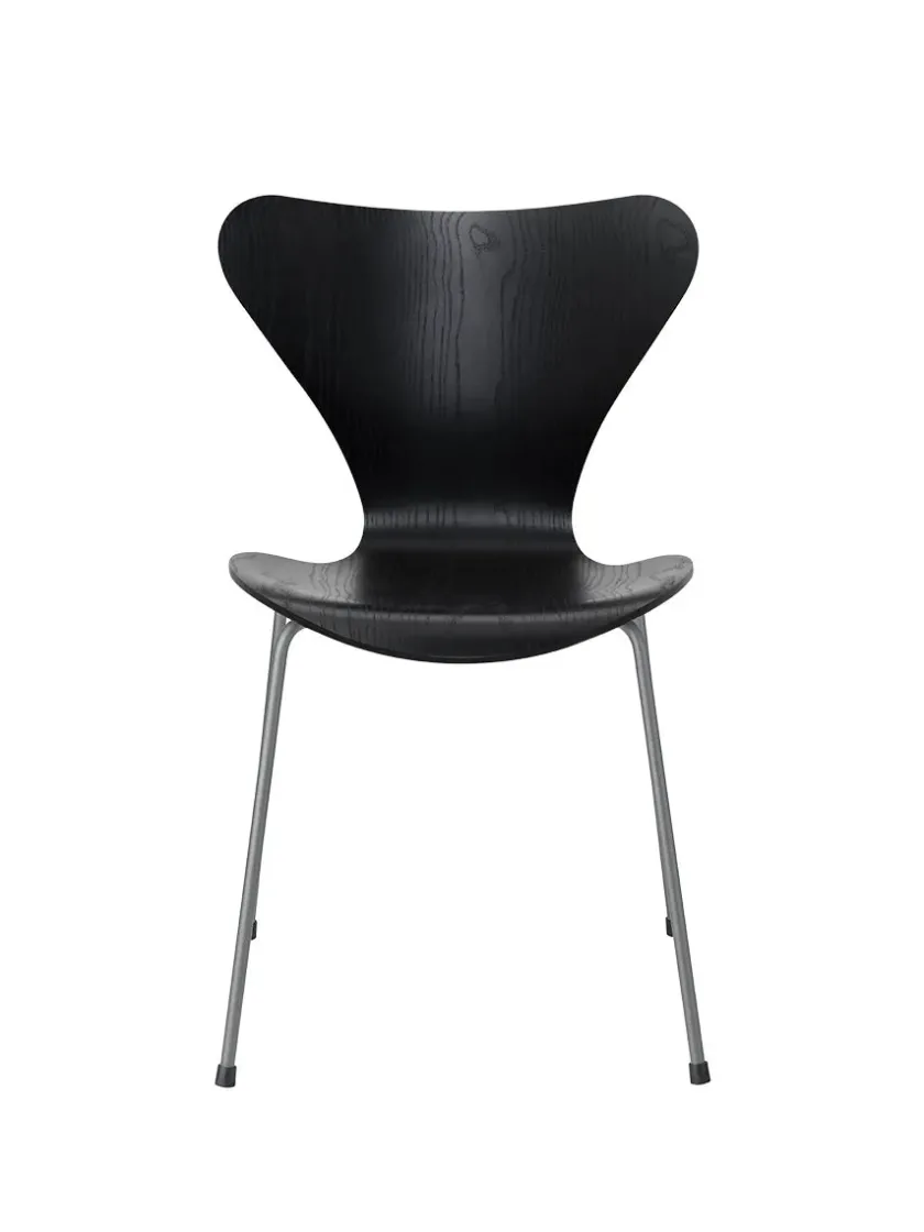 Fritz Hansen 3107 Serie 7 stol i farvet ask af Arne Jacobsen> Spisebordsstole