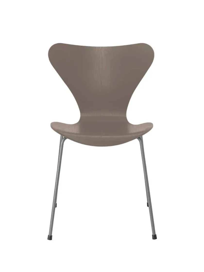 Fritz Hansen 3107 Serie 7 stol i farvet ask af Arne Jacobsen> Spisebordsstole