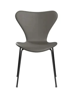 Fritz Hansen 3107 stol, fuldpolstret Essential læder lava/krom stel af Arne Jacobsen><noscript><img width=