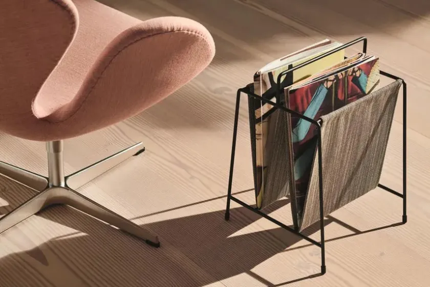 Fritz Hansen 3320 Svanen i stof (prisgruppe 1) af Arne Jacobsen> Lænestole