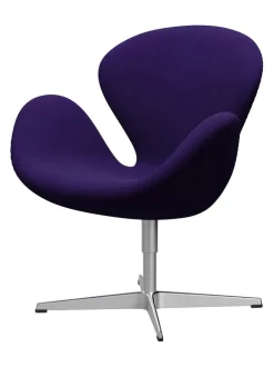 Fritz Hansen 3320 Svanen i stof (prisgruppe 1) af Arne Jacobsen><noscript><img width=