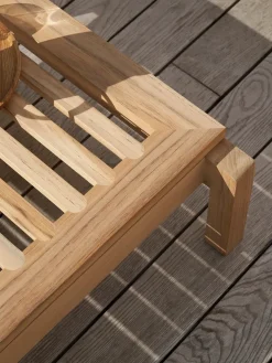 Carl Hansen & Søn AH604 Outdoor Lounger fra><noscript><img width=