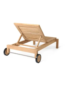 Carl Hansen & Søn AH604 Outdoor Lounger fra><noscript><img width=