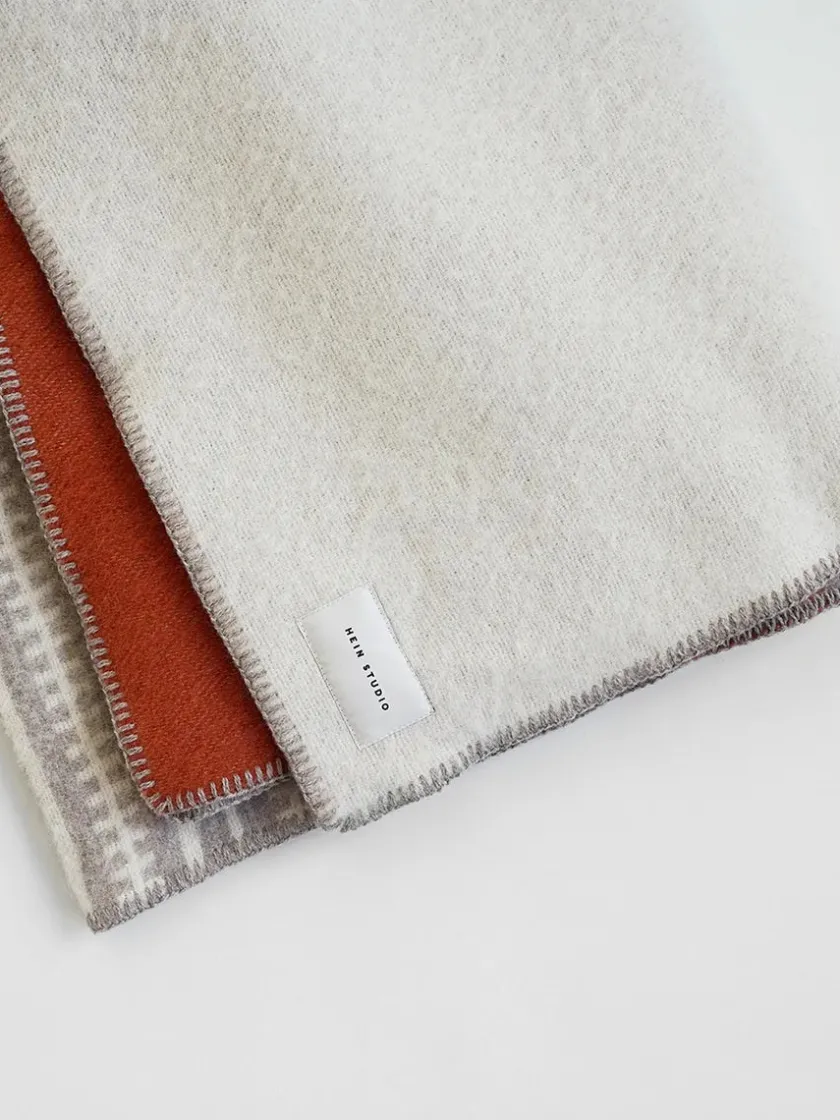 Hein Studio Aiyana no. 01 Plaid fra> Puder Og Plaider