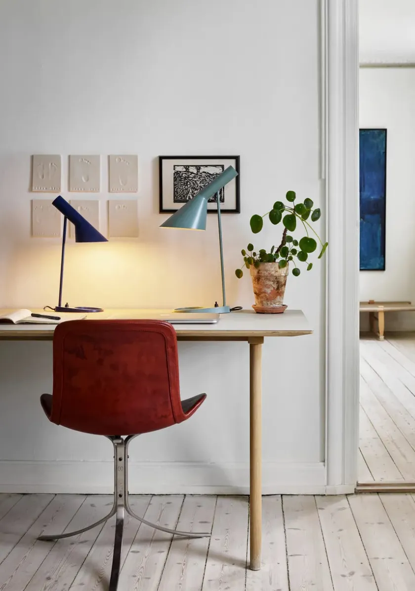 Louis Poulsen AJ Mini bordlampe fra> Skrivebordslamper|Spots