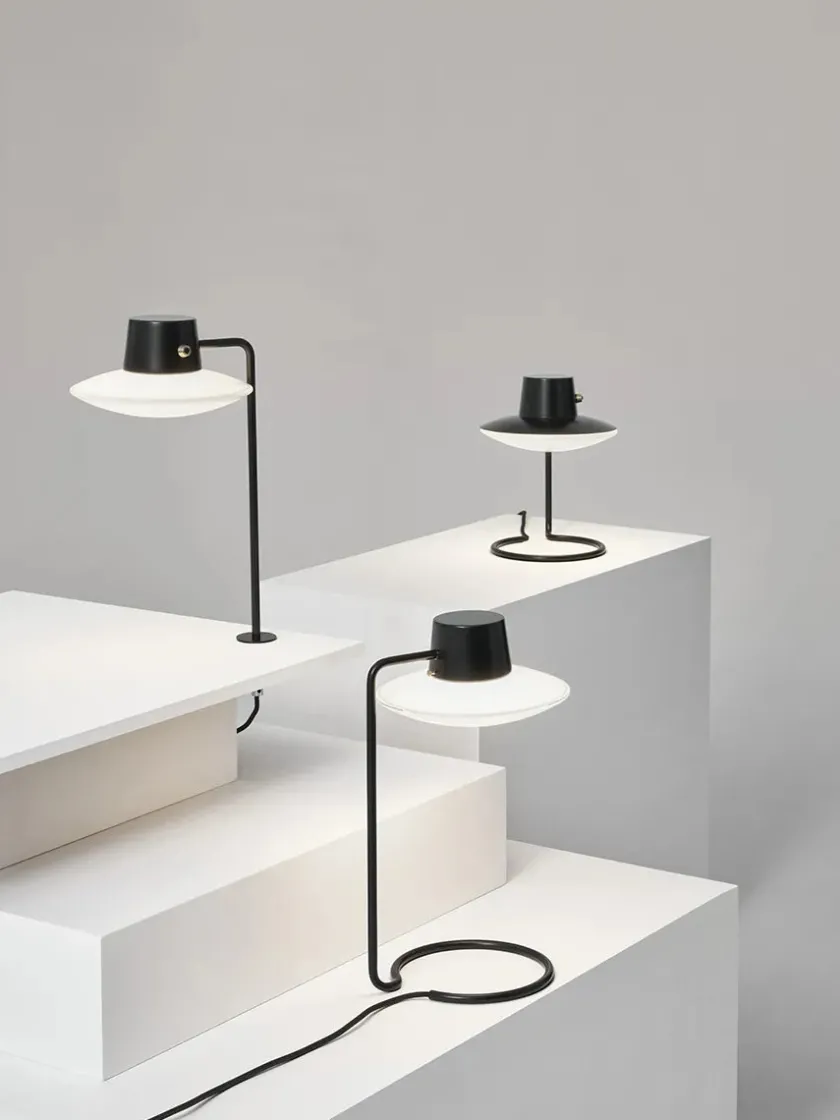 Louis Poulsen AJ Oxford 410 Bordlampe fra> Spots