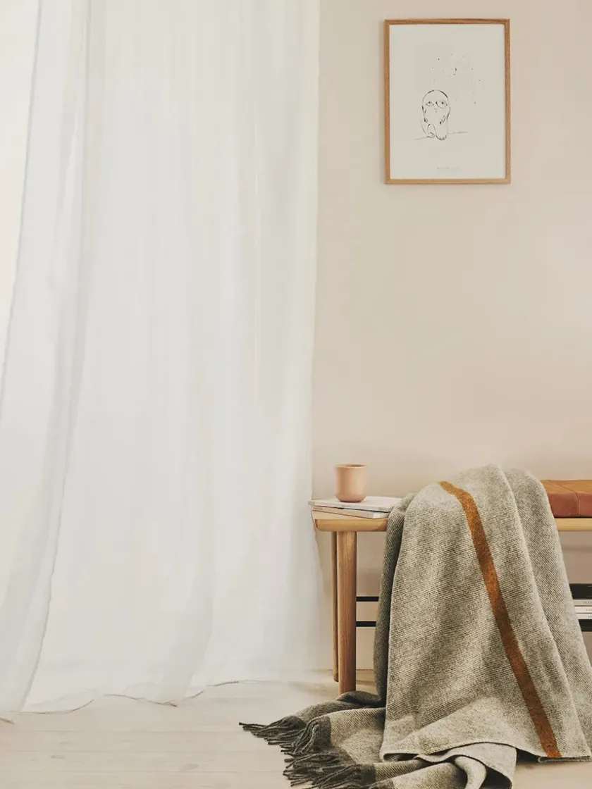 Silkeborg Uldspinderi Alrø Plaid, grey shades fra> Puder Og Plaider