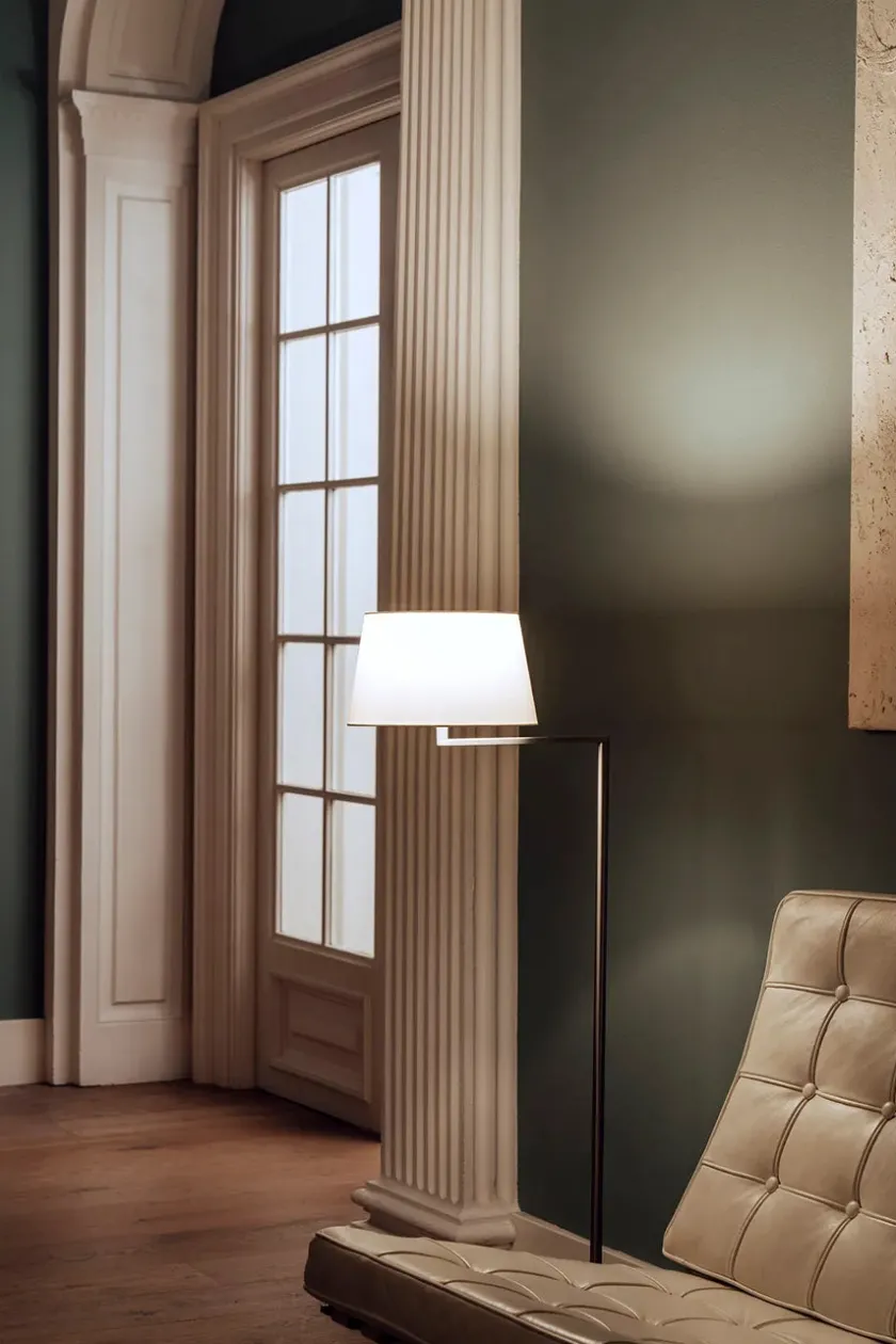 Santa & Cole Americana Standerlampe fra Santa and Cole> Gulvlamper|Spots