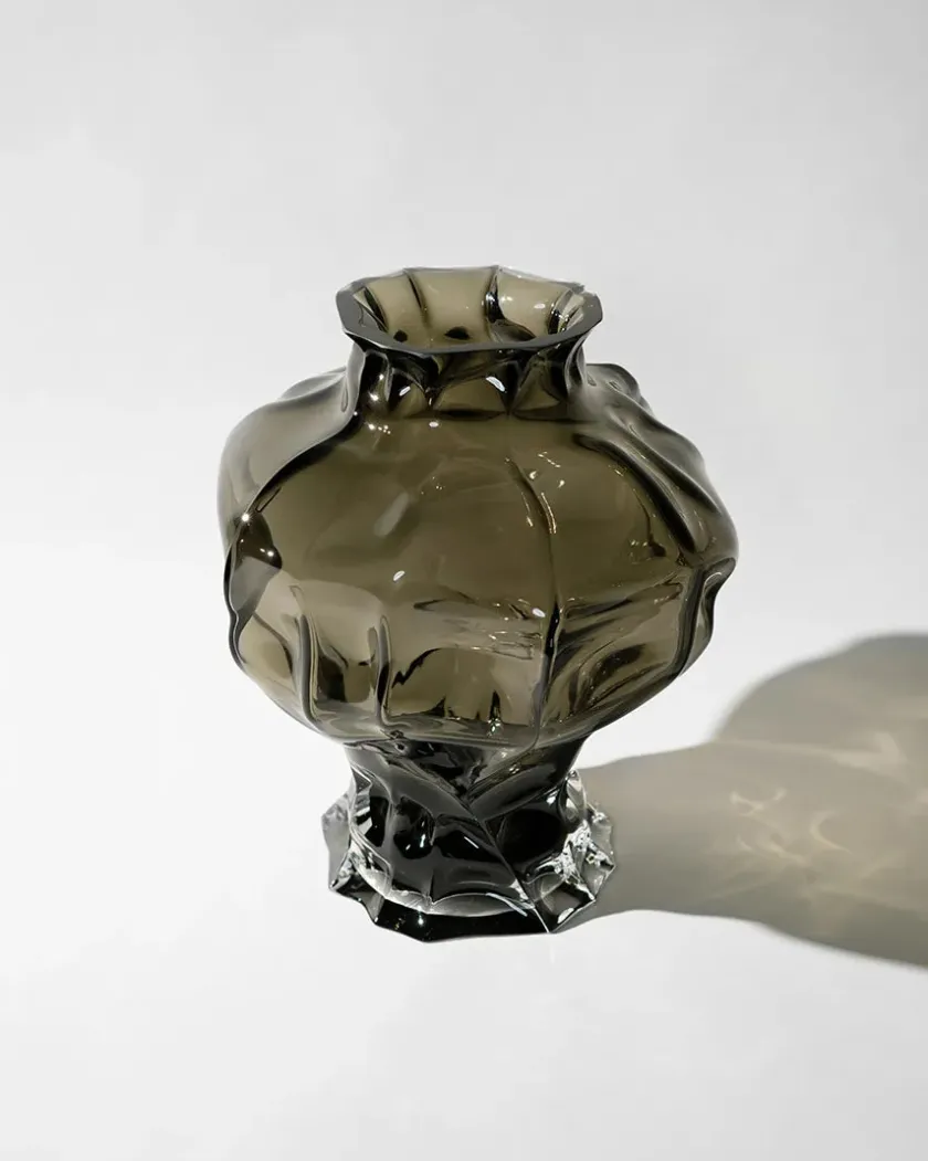 Hein Studio Ammonit Vase, new smoke fra> Vaser