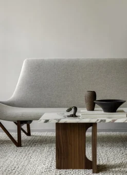 Audo Copenhagen Androgyne Lounge Table, Calacatta Viola / Wood fra><noscript><img width=