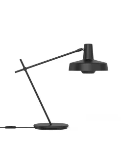 Grupa Arigato kort bordlampe fra> Spots