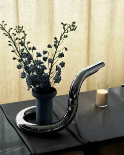 GUBI Aspide Bordlampe fra><noscript><img width=
