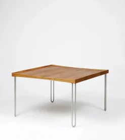 House of Finn Juhl Bakkebord af Finn Juhl><noscript><img width=
