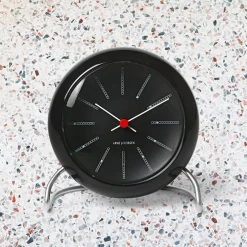 Arne Jacobsen Clocks Bankers Bordur, sort af Arne Jacobsen> Gaver Til Ham