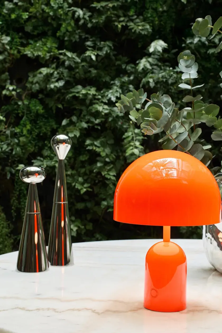 Tom Dixon Bell Portable Bordlampe, moss fra> Portable Lamper|Spots