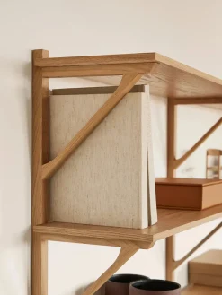 Fredericia Furniture BM29 Shelf, model 2900 af Børge Mogensen><noscript><img width=