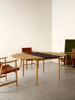 Carl Hansen & Søn BM0121 Spisebord, olieret eg af Børge Mogensen><noscript><img width=