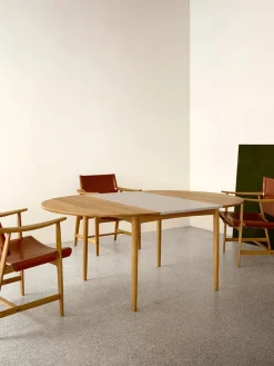 Carl Hansen & Søn BM0121 Spisebord, sæbebehandlet eg af Børge Mogensen><noscript><img width=