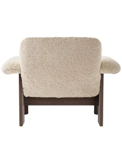 Audo Copenhagen Brasilia Lounge Chair, low back, sheepskin fra><noscript><img width=