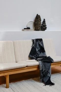 Silkeborg Uldspinderi Caracas Plaid, marina fra><noscript><img width=