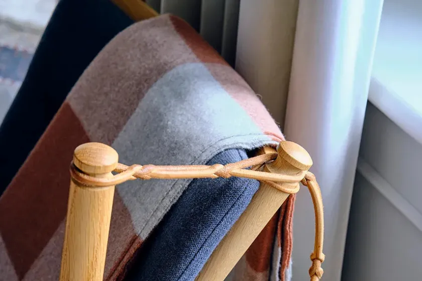 Silkeborg Uldspinderi Caracas Plaid, pine fra> Gaver Til Ham|Puder Og Plaider