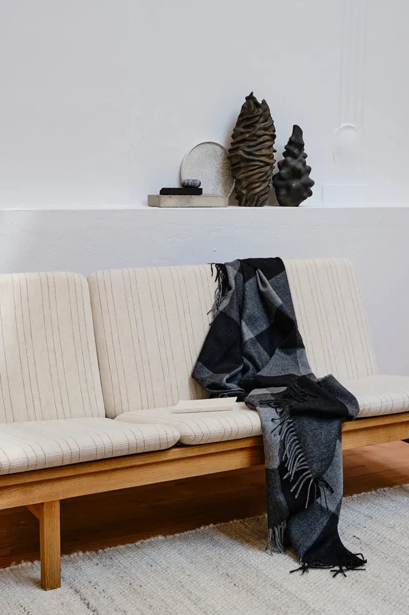 Silkeborg Uldspinderi Caracas Plaid, pine fra> Gaver Til Ham|Puder Og Plaider
