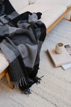 Silkeborg Uldspinderi Caracas Plaid, rosewood fra><noscript><img width=