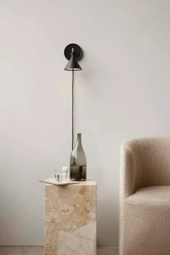 Audo Copenhagen Cast Sconce Wall Lamp fra> Væglamper|Spots