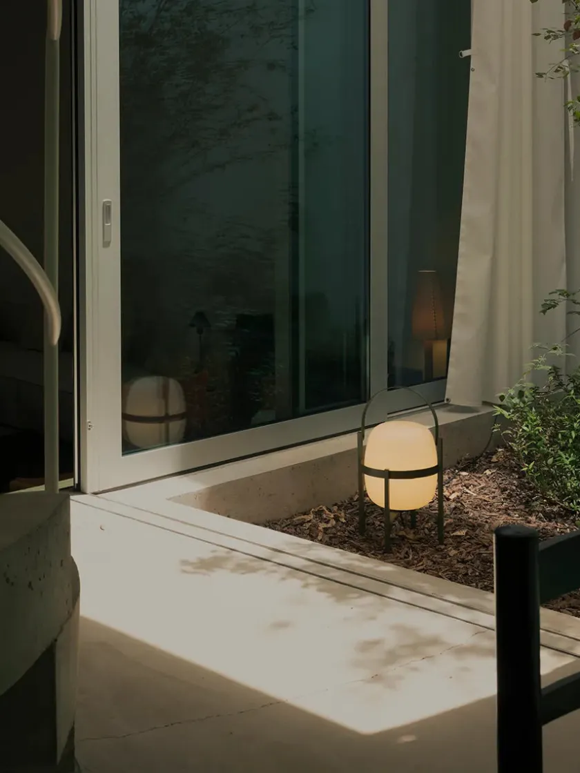 Santa & Cole Cesta Exterior Lampe fra Santa and Cole> Spots|Udendørslamper