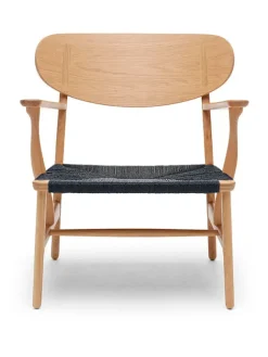 Carl Hansen & Søn CH22 Loungestol af Hans J. Wegner><noscript><img width=