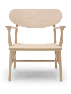 Carl Hansen & Søn CH22 Loungestol af Hans J. Wegner><noscript><img width=