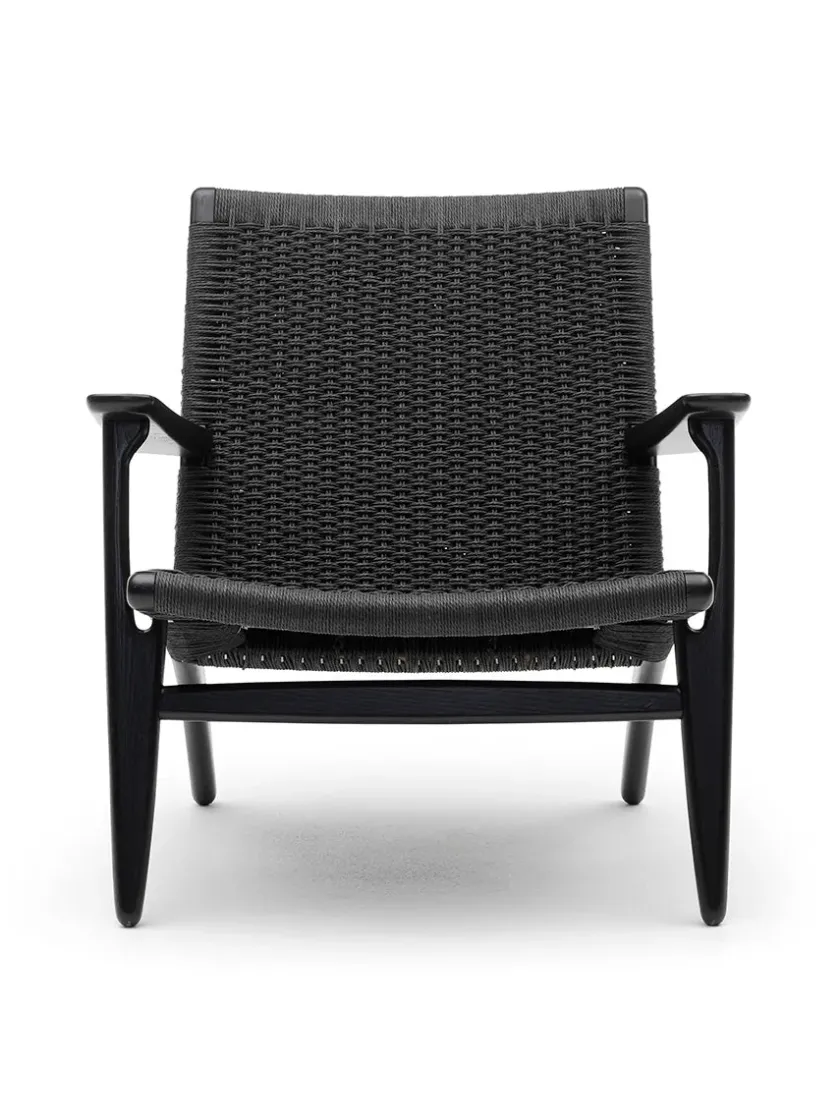 Carl Hansen & Søn CH25 Loungestol, eg sortmalet med sort flet af Hans J. Wegner> Lænestole