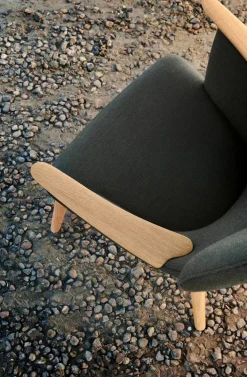 Carl Hansen & Søn CH78 Mama Bear af Hans J. Wegner><noscript><img width=