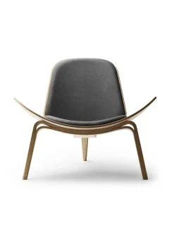 Carl Hansen & Søn CH07 Skalstolen af Hans J. Wegner> Loungestole|Lænestole
