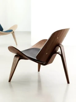 Carl Hansen & Søn CH07 Skalstolen af Hans J. Wegner> Loungestole|Lænestole