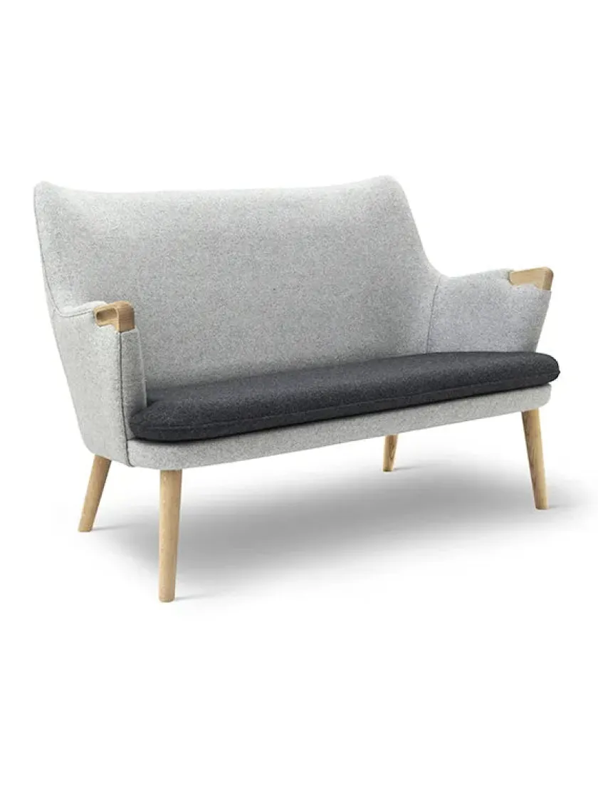 Carl Hansen & Søn CH72 Sofa af Hans J. Wegner> Sofaer