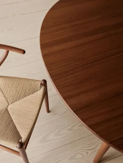 Carl Hansen & Søn CH338 Spisebord, Teak Mix Special Edition inkl. 1 tillægsplade fra><noscript><img width=