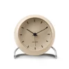 Arne Jacobsen Clocks City Hall Bordur, sandy beige af Arne Jacobsen> Gaver Til Ham
