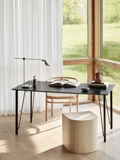 Fritz Hansen CM210 Taburet, fyrretræ af Cecilie Manz><noscript><img width=